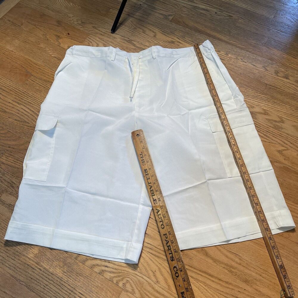 Y2K Men's Regal Wear Size 5XL (46-48) White Cargo Pocket Drawstring Shorts
